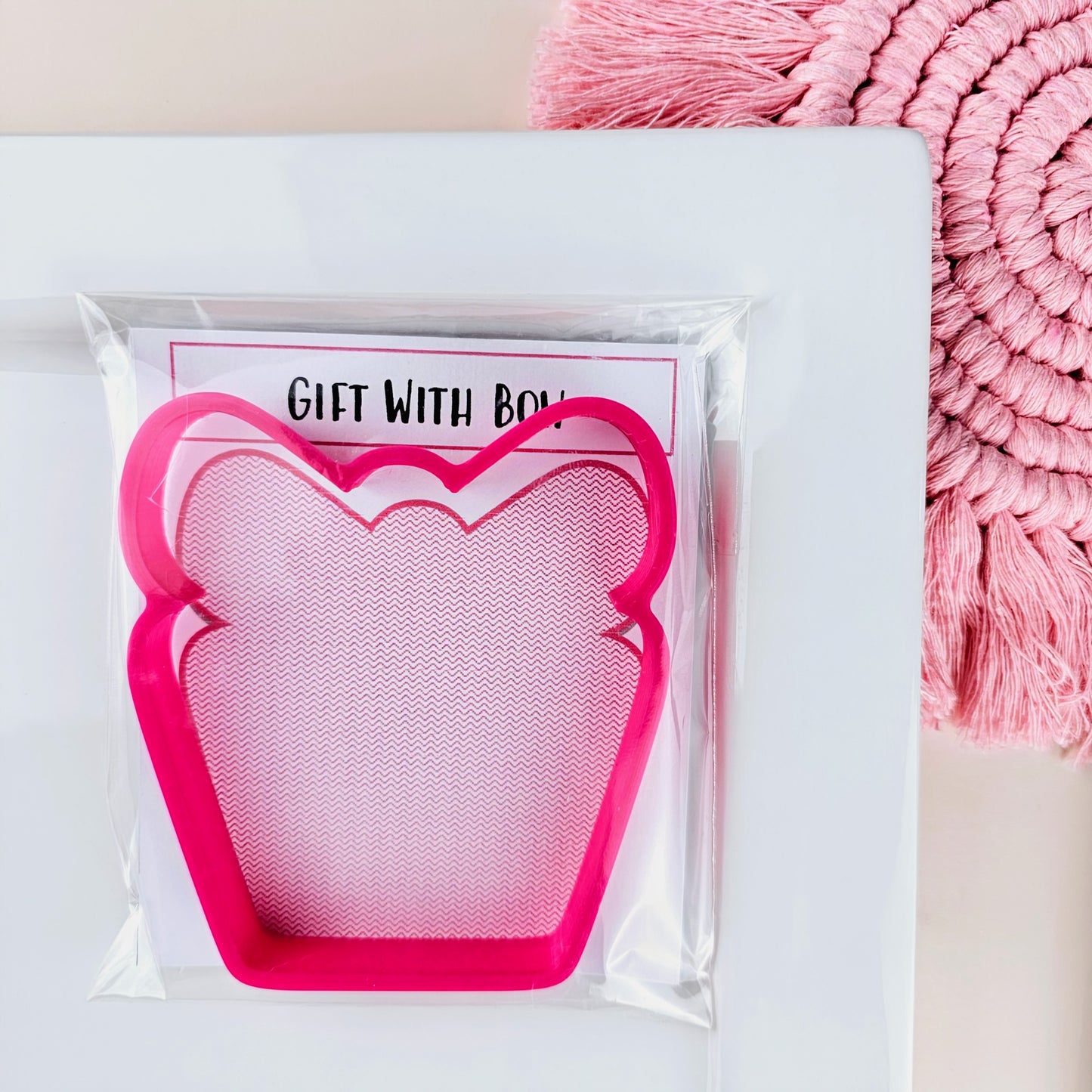 Gift With Bow Cookie Cutter