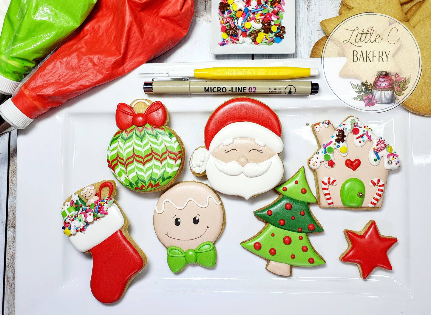 Christmas Ornament With Bow Cookie Cutter